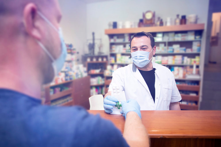Advice for Mobile Shoppers Buying From a Canadian Pharmacy