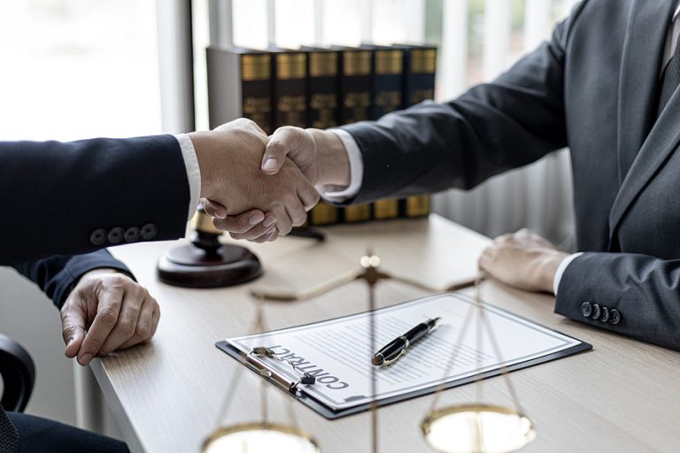 National Legal Staffing Support LLC: How Legal Process Outsourcing Handles Contract Management