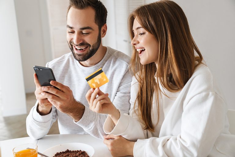 3 Reasons To Use A Pharmacy Online