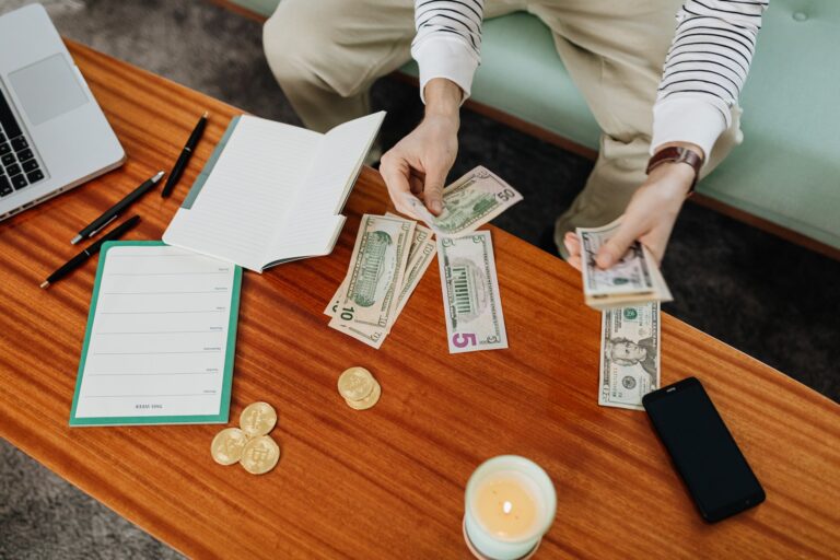 2 Things I Would Tell My Younger Self About Saving Money