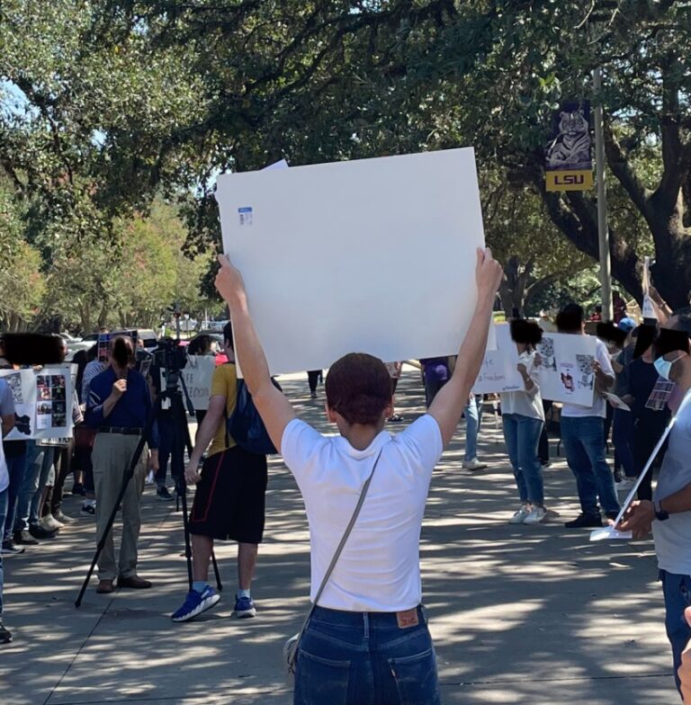 Mahsa Amini Protests Spread to L.S.U. Campus in Baton Rouge, as Other U.S. States Join in Unison