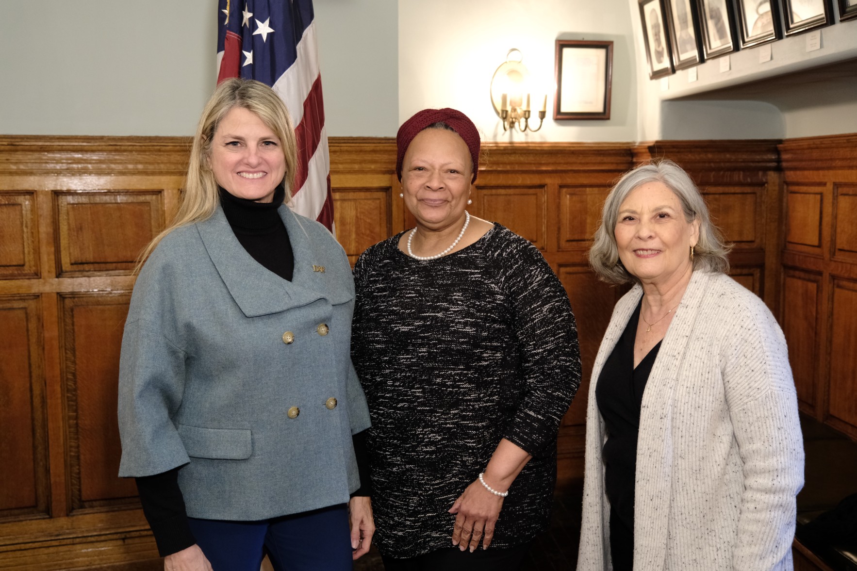 Bonnie Comley, Muriel Roberts, Kathy Reynolds Photo: Rob Rich