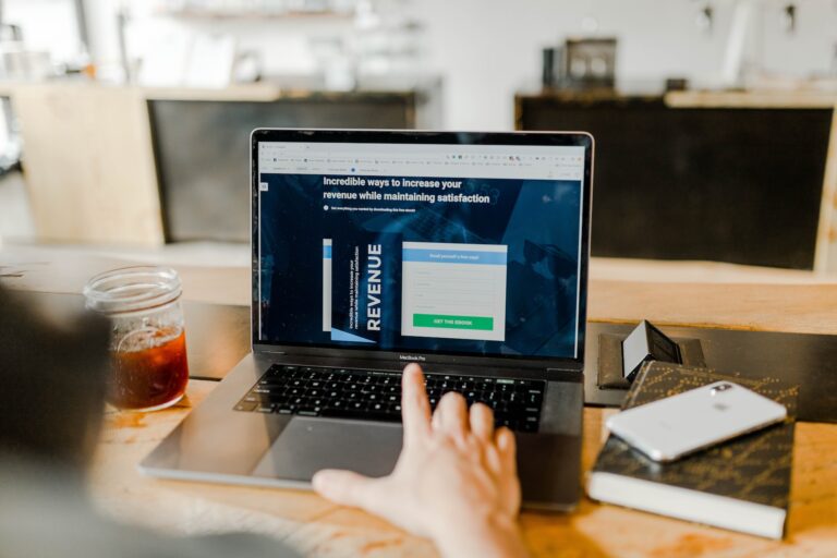 Drive Social Media’s Focus on Measurable ROI Transforms Small Business Customers Beyond Likes and Shares