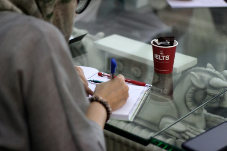 IELTS Writing Pro: Harnessing AI for Language Exam Preparation