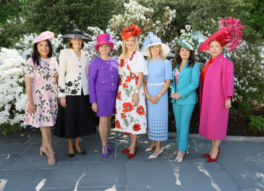 Photo: Ranika Cohen, Betsey Smith, Bonnie Comley, Tracey Huff, Jenny Price, Jenna Segal, Julia Power Weld. Credit: Rob Rich